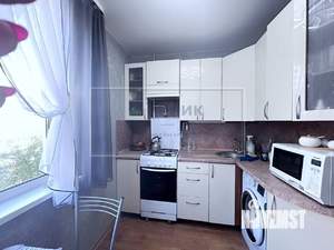 3-к квартира, вторичка, 64м2, 6/9 этаж