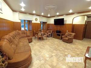 4-к квартира, вторичка, 106м2, 1/2 этаж