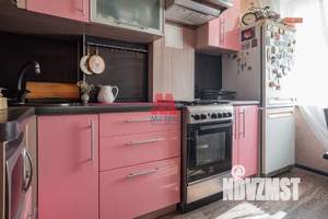 3-к квартира, вторичка, 56м2, 8/9 этаж