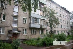 2-к квартира, вторичка, 45м2, 1/5 этаж