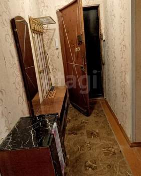 2-к квартира, вторичка, 43м2, 3/5 этаж