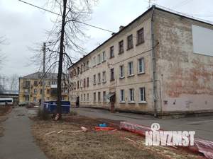 2-к квартира, вторичка, 38м2, 3/3 этаж