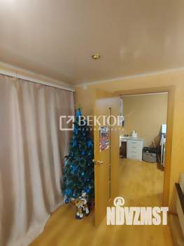 2-к квартира, вторичка, 42м2, 1/5 этаж