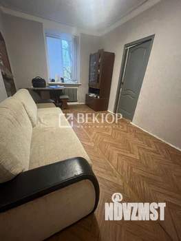 2-к квартира, вторичка, 38м2, 3/3 этаж