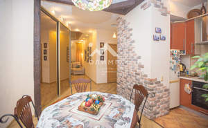 3-к квартира, вторичка, 56м2, 1/4 этаж