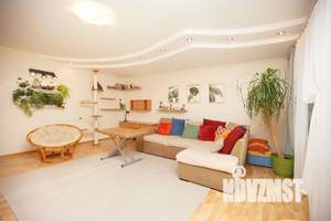 4-к квартира, вторичка, 136м2, 2/8 этаж