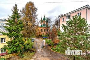 2-к квартира, вторичка, 76м2, 1/3 этаж