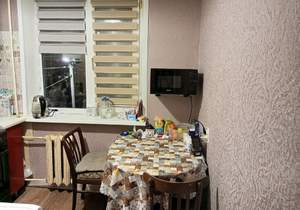 3-к квартира, вторичка, 58м2, 3/5 этаж