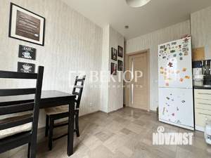 2-к квартира, вторичка, 70м2, 3/17 этаж