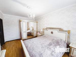 4-к квартира, вторичка, 120м2, 2/6 этаж