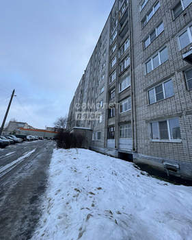 3-к квартира, вторичка, 62м2, 1/9 этаж