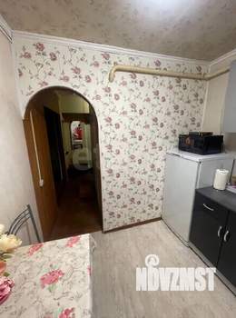 2-к квартира, вторичка, 44м2, 1/4 этаж