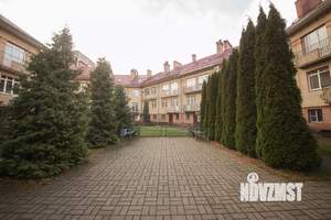 6-к квартира, вторичка, 214м2, 2/4 этаж