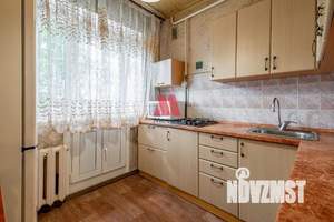 2-к квартира, вторичка, 43м2, 1/5 этаж