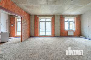 3-к квартира, вторичка, 145м2, 1/3 этаж