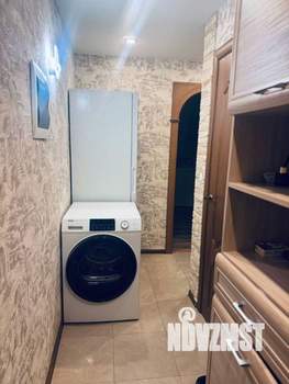 2-к квартира, вторичка, 45м2, 1/4 этаж