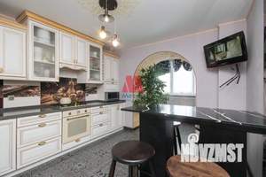 3-к квартира, вторичка, 91м2, 9/10 этаж
