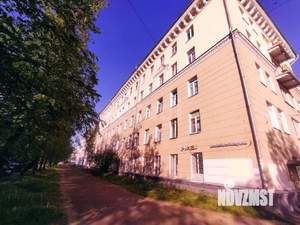 2-к квартира, вторичка, 30м2, 5/5 этаж