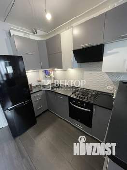 2-к квартира, вторичка, 63м2, 4/10 этаж