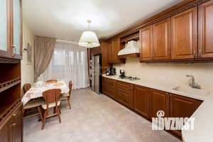 3-к квартира, вторичка, 110м2, 3/10 этаж