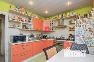 3-к квартира, вторичка, 67м2, 1/10 этаж