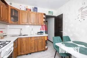 2-к квартира, вторичка, 54м2, 1/10 этаж