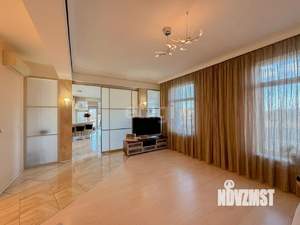 2-к квартира, вторичка, 133м2, 3/6 этаж