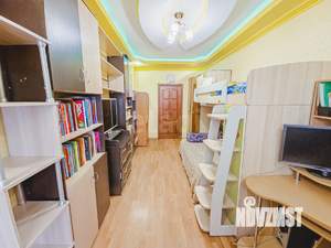 3-к квартира, вторичка, 90м2, 3/4 этаж