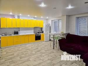 2-к квартира, вторичка, 58м2, 1/17 этаж