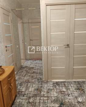 2-к квартира, вторичка, 60м2, 1/5 этаж