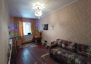 2-к квартира, вторичка, 60м2, 1/5 этаж