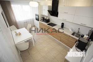 3-к квартира, вторичка, 82м2, 8/16 этаж