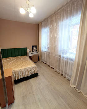 2-к квартира, вторичка, 60м2, 1/5 этаж