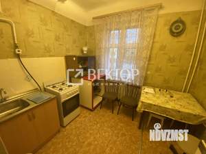 3-к квартира, вторичка, 56м2, 1/2 этаж