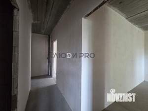 2-к квартира, вторичка, 60м2, 1/4 этаж