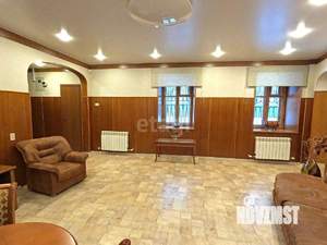 4-к квартира, вторичка, 106м2, 1/2 этаж