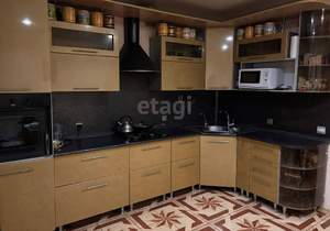 2-к квартира, вторичка, 81м2, 1/5 этаж