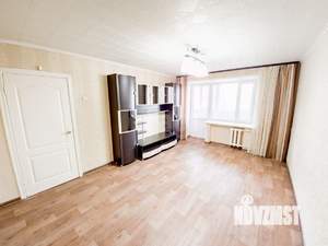 2-к квартира, вторичка, 50м2, 8/9 этаж