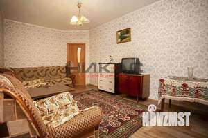 2-к квартира, вторичка, 62м2, 1/10 этаж