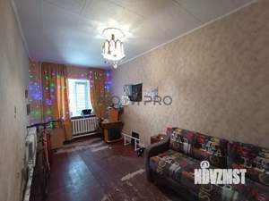 2-к квартира, вторичка, 60м2, 1/3 этаж