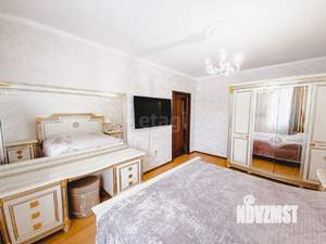 4-к квартира, вторичка, 120м2, 2/6 этаж