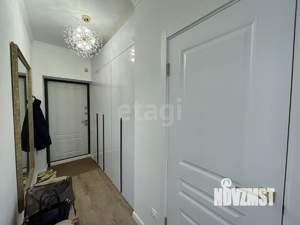 2-к квартира, вторичка, 40м2, 1/5 этаж