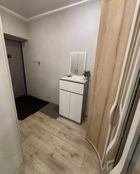 2-к квартира, вторичка, 61м2, 2/10 этаж