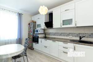 3-к квартира, вторичка, 70м2, 7/17 этаж