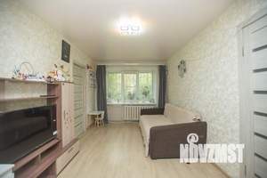 2-к квартира, вторичка, 42м2, 1/5 этаж