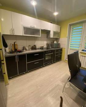 2-к квартира, вторичка, 63м2, 1/14 этаж