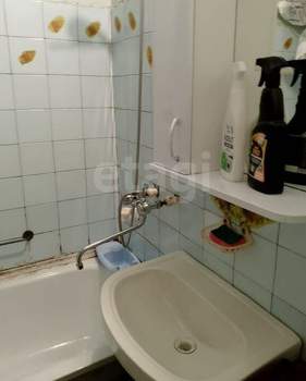 2-к квартира, вторичка, 43м2, 3/5 этаж