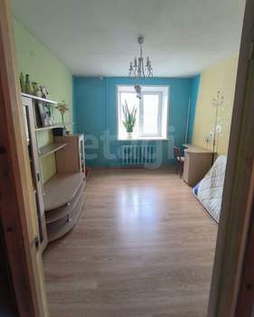 3-к квартира, вторичка, 59м2, 4/5 этаж