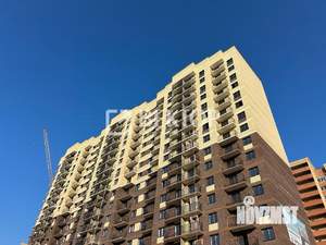 2-к квартира, вторичка, 53м2, 3/18 этаж