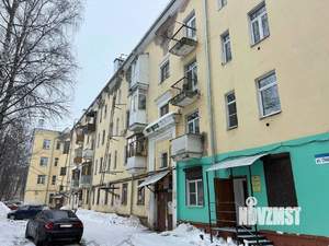 3-к квартира, вторичка, 74м2, 2/4 этаж